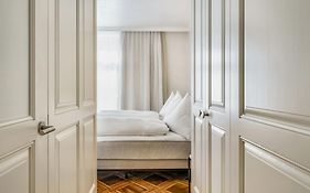 Blume Baden Hotel & Restaurant